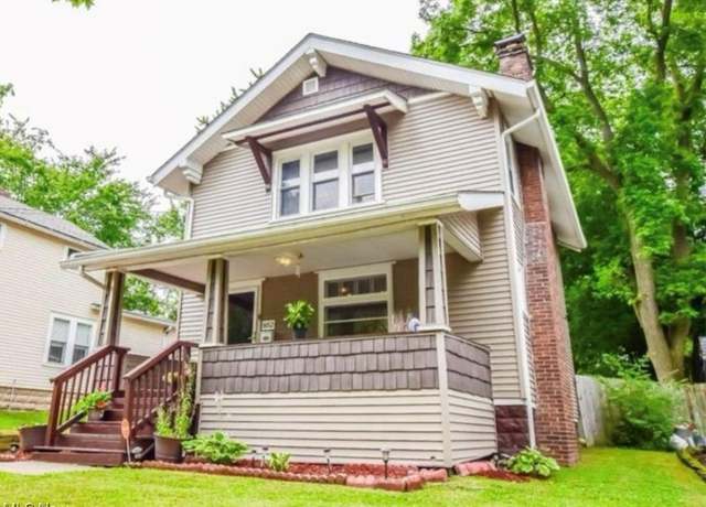 Property at 852 Lawton St, Akron, OH 44320, 3 beds, 1 bath
