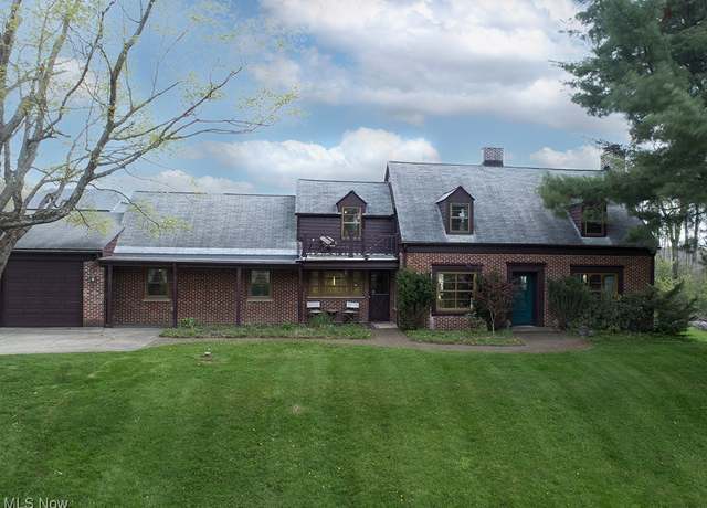Property at 449 N Hambden St, Chardon, OH 44024, 4 beds, 3.5 baths