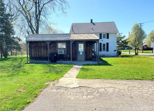 Property at 1038 E 6th St, Ashtabula, OH 44004, 3 beds, 1 bath