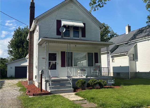Property at 1322 W 9th St, Lorain, OH 44052, 2 beds, 1 bath