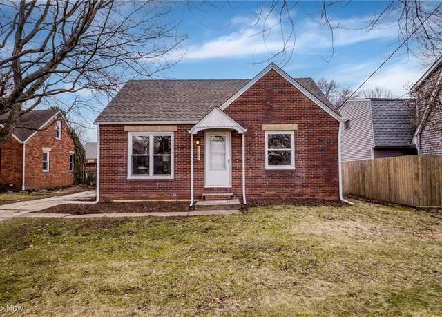 Property at 3029 Parkway St NW, Canton, OH 44708, 3 beds, 1 bath