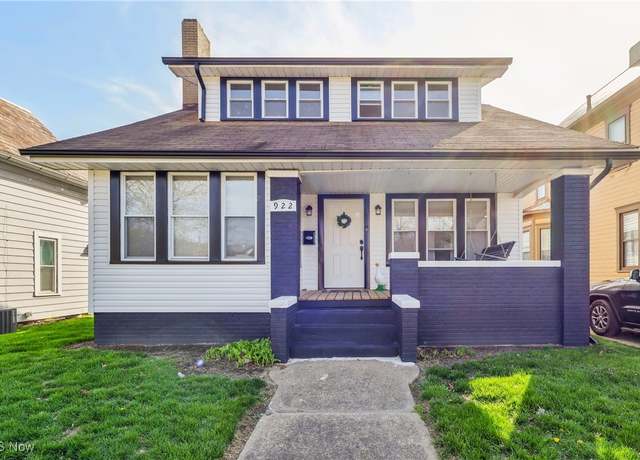 Property at 922 E High Ave, New Philadelphia, OH 44663, 4 beds, 1.5 baths