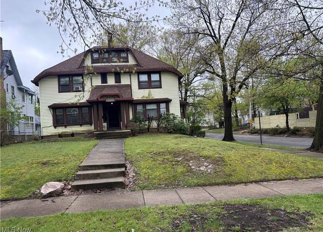 Property at 3374 Euclid Heights Blvd, Cleveland, OH 44105, 6 beds, 3 baths