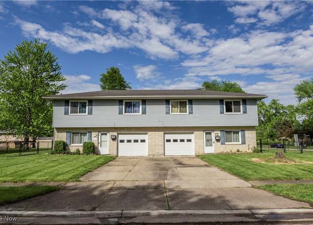 Property at 4697-4701 Maple Spur Dr, Stow, OH 44224, 4 beds, 3 baths