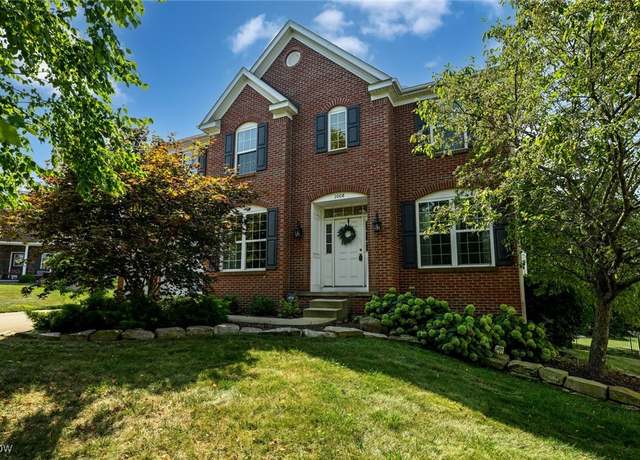 Property at 1008 Dalby Cir, Uniontown, OH 44685, 5 beds, 4 baths
