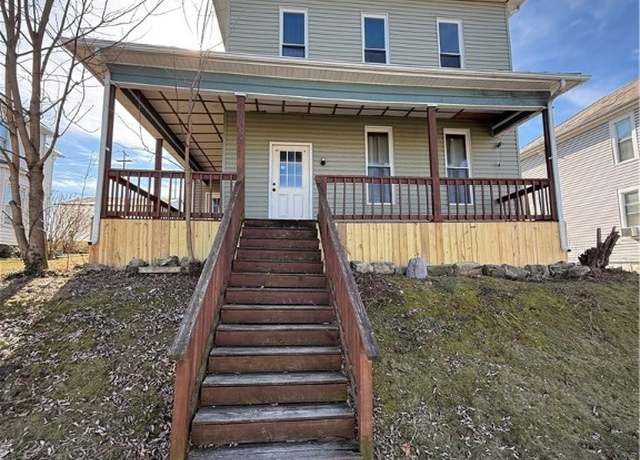 Property at 1142 Steubenville Ave, Cambridge, OH 43725, 4 beds, 2 baths