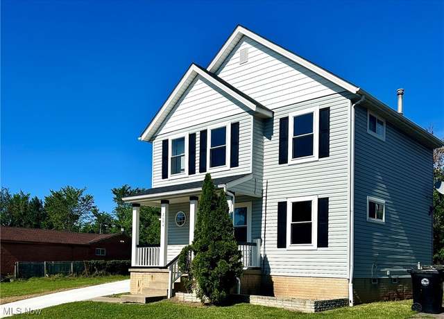 Property at 2645 E 111th St, Cleveland, OH 44104, 3 beds, 1.5 baths