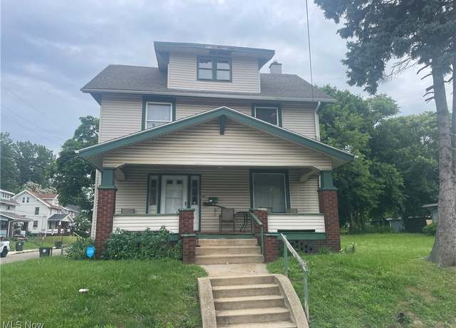 Property at 1221 9th St NW, Canton, OH 44703, 3 beds, 1.5 baths