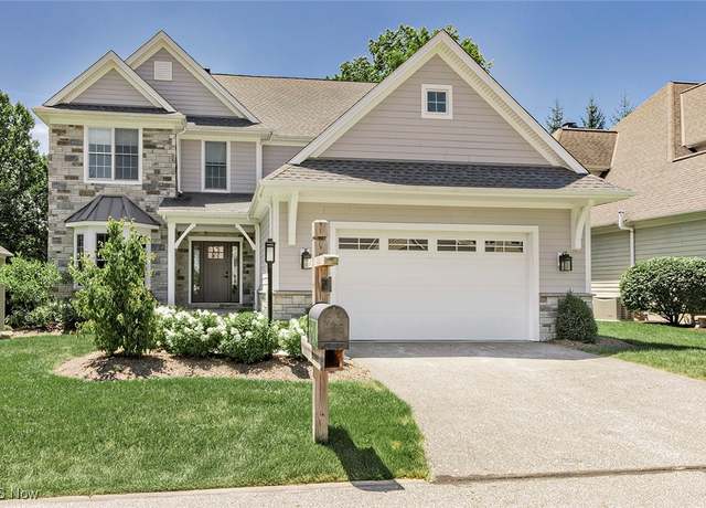 Property at 7499 Creekview Trl, Chagrin Falls, OH 44023, 3 beds, 3 baths