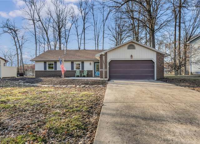 Property at 2625 Black Oak Dr, Niles, OH 44446, 3 beds, 2 baths