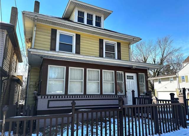 Property at 1519 Saint Clair Ave, East Liverpool, OH 43920, 3 beds, 1.5 baths