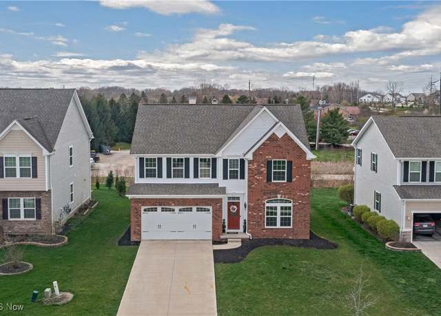 Property at 865 Hilliary Ln, Aurora, OH 44202, 4 beds, 2.5 baths