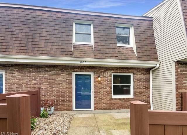 Property at 1852 Lillian Rd, Stow, OH 44224, 2 beds, 1.5 baths