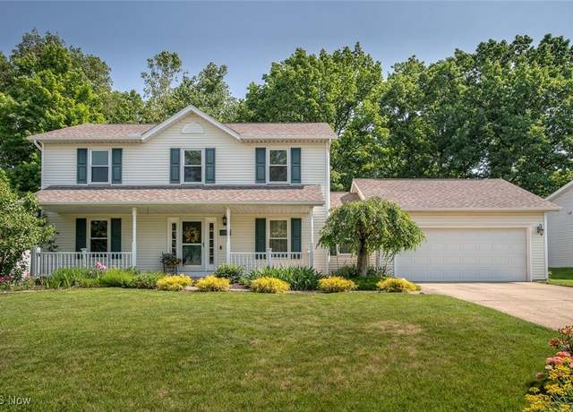 Property at 15832 N Laguardia Pkwy, Strongsville, OH 44136, 3 beds, 2.5 baths