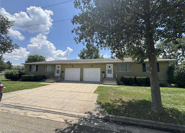 Property at 126 W Ralston Ave, Akron, OH 44301, 4 beds, 3.5 baths