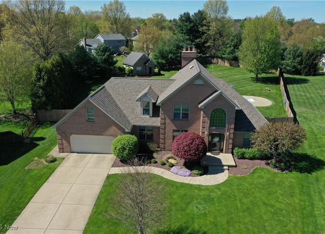 Property at 7966 Meadowbrooke Trl, Poland, OH 44514, 4 beds, 3.5 baths