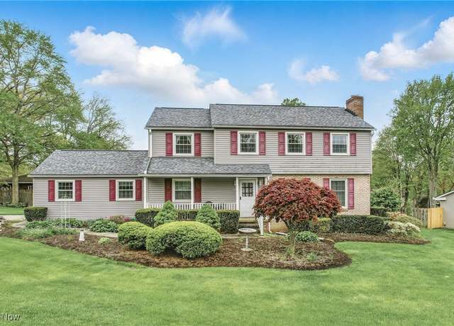 Property at 741 Shady Ln, Warren, OH 44484, 5 beds, 2.5 baths