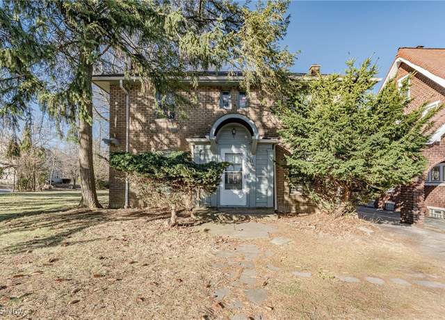 Property at 1744 Lee Rd, Cleveland Heights, OH 44118, 3 beds, 1 bath