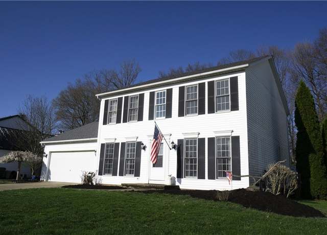 Property at 472 Vandalia Dr, Tallmadge, OH 44278, 3 beds, 3 baths