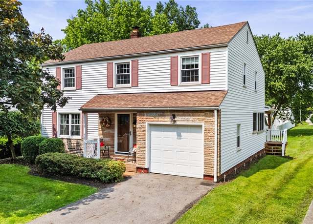 Property at 3519 Westview Ave NW, Canton, OH 44709, 3 beds, 1.5 baths