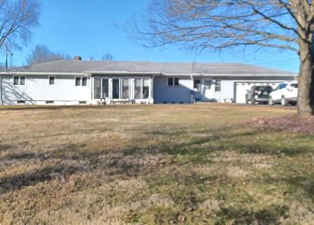 Property at 8148 Gibson Rd, Canfield, OH 44406, 5 beds, 2 baths