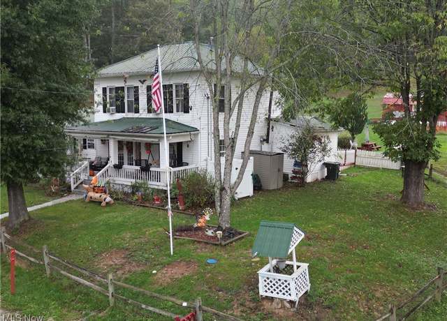 Property at 66 Roosevelt, Reedy, WV 25270, 6 beds, 8 baths