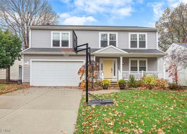 Property at 23810 Woodway Rd, Beachwood, OH 44122, 6 beds, 4.5 baths