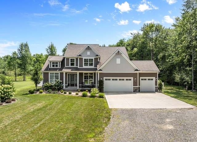 Property at 4938 Everett Rd, Akron, OH 44333, 3 beds, 3.5 baths