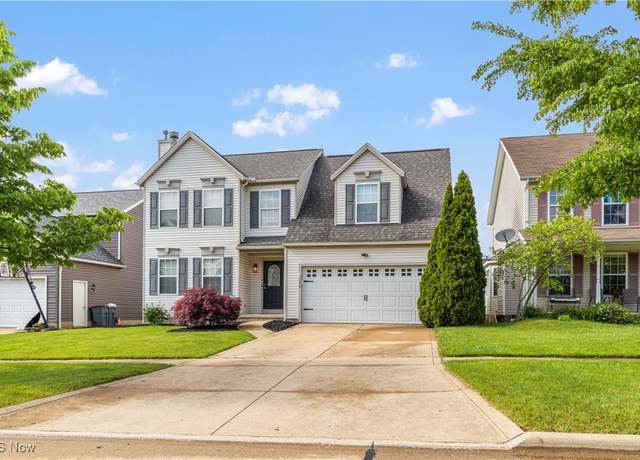 Property at 173 Halifax Ln, Medina, OH 44256, 3 beds, 2.5 baths
