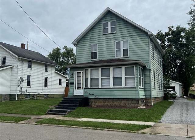 Property at 407 E North Ave, East Palestine, OH 44413, 3 beds, 2 baths