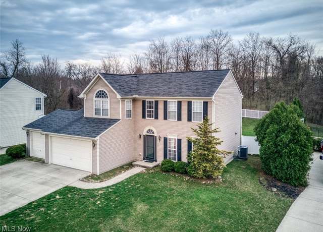 Property at 4504 Vista Cir, Kent, OH 44240, 4 beds, 3.5 baths
