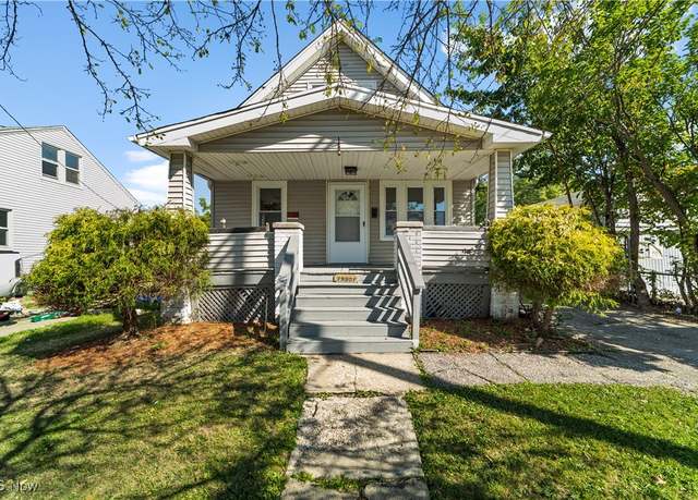 Property at 19901 Pawnee Ave, Cleveland, OH 44119, 3 beds, 2 baths