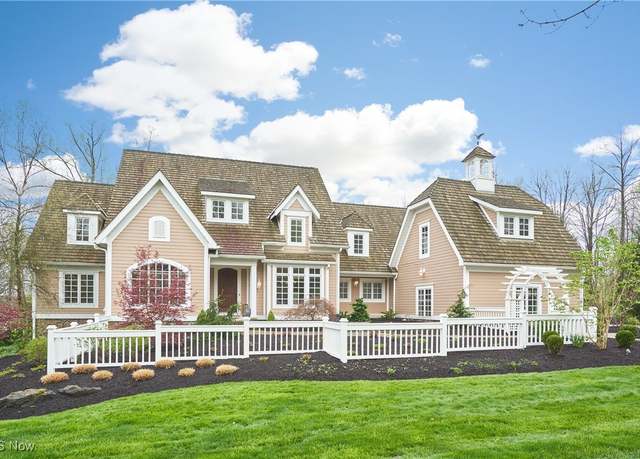 Property at 4522 Rock Ridge Ln, Akron, OH 44333, 5 beds, 6.5 baths