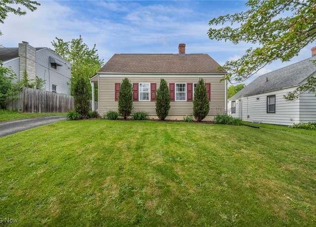 Property at 198 E Catawba Ave, Akron, OH 44301, 3 beds, 1 bath
