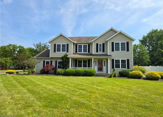 Property at 32879 Heartwood Ave, Avon, OH 44011, 6 beds, 2.5 baths