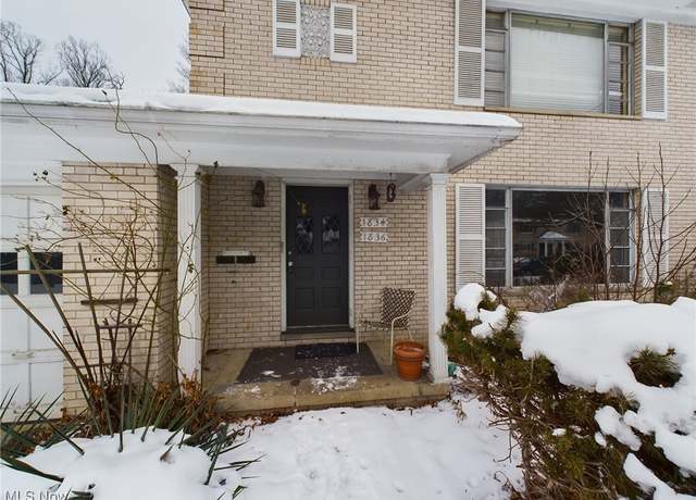 Property at 1834-1836 Cromwell Dr, Akron, OH 44313, 4 beds, 2 baths