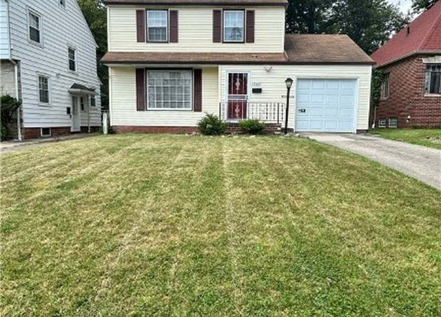 Property at 5262 Camden Rd, Maple Heights, OH 44137, 3 beds, 1 bath