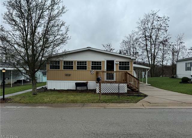 Property at 14980 Sprucevale #105, East Liverpool, OH 43920, 3 beds, 2 baths
