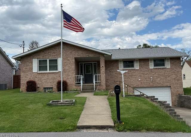 Property at 98 Angela Dr, Follansbee, WV 26037, 3 beds, 2.5 baths