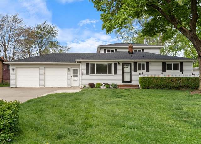 Property at 13236 Tomson Dr, Strongsville, OH 44149, 3 beds, 2 baths