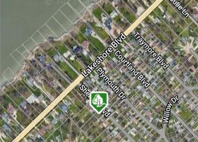 Property at 132 Shelton Blvd, Eastlake, OH 44095