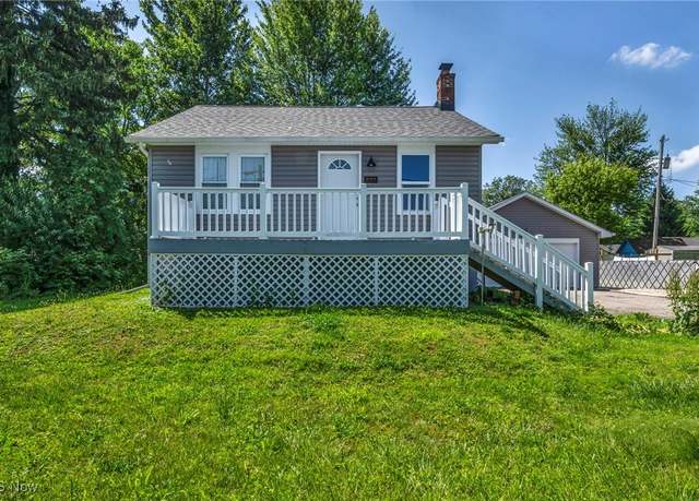 Property at 41419 Northwood St, Elyria, OH 44035, 2 beds, 1 bath