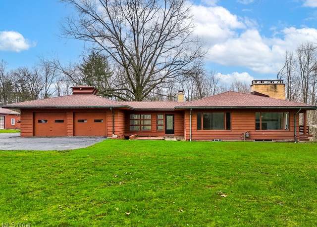 Property at 2780 N Revere Rd, Akron, OH 44333, 5 beds, 3.5 baths