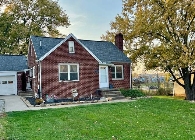Property at 3105 Dueber Ave SW, Canton, OH 44706, 2 beds, 2 baths