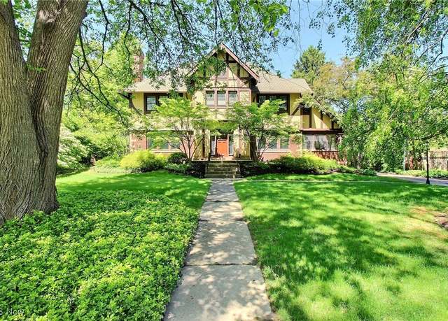 Property at 2690 Southington Rd, Shaker Heights, OH 44120, 6 beds, 6.5 baths