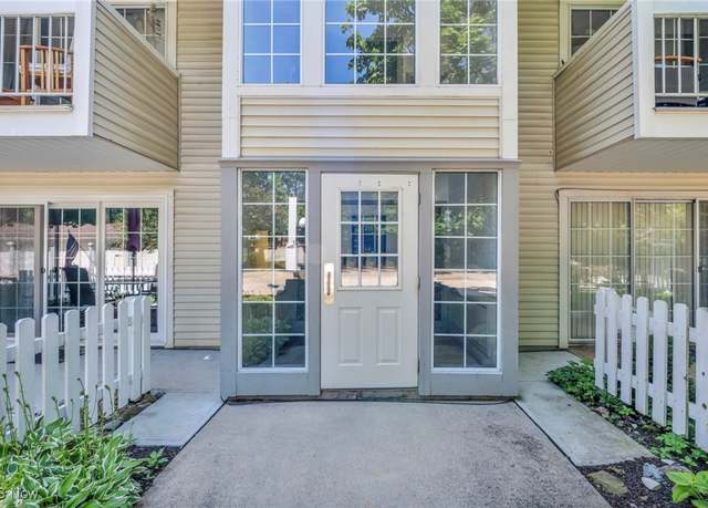 Property at 2940 S Bay Dr Unit K5, Westlake, OH 44145, 2 beds, 2 baths