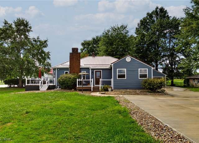 Property at 6227 Mahoning Ave NW, Warren, OH 44481, 3 beds, 1.5 baths