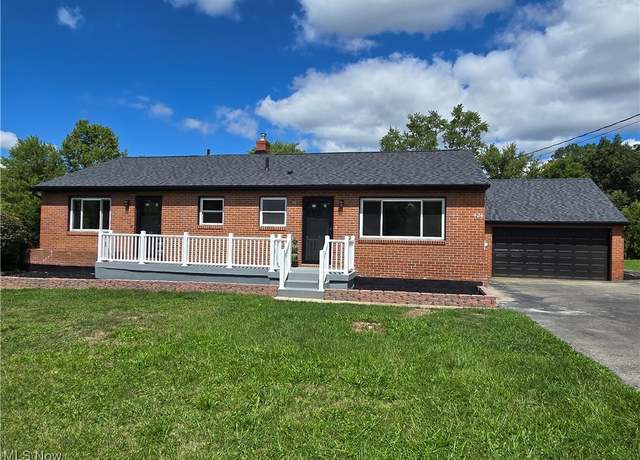 Property at 424 Secrist Ln, Liberty, OH 44420, 4 beds, 2.5 baths