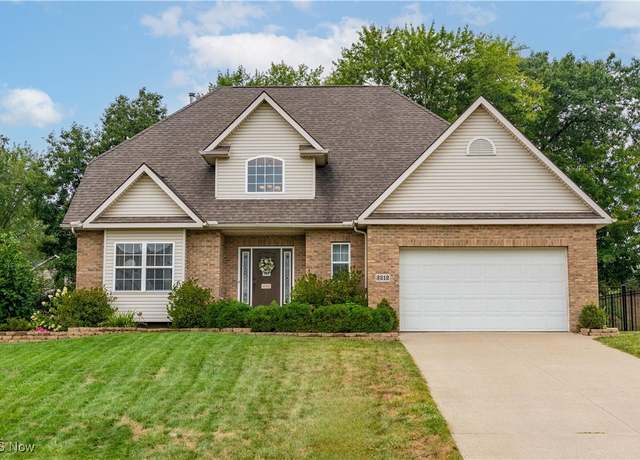 Property at 3212 Deborah Ct, Uniontown, OH 44685, 4 beds, 2.5 baths