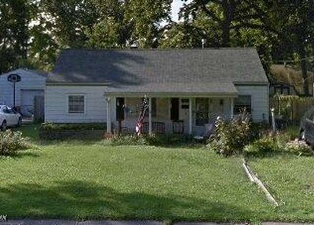 Property at 2864 Lincoln St, Lorain, OH 44052, 3 beds, 1 bath